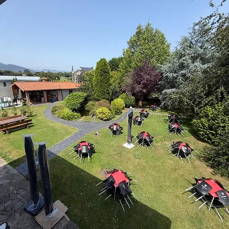 Hotell Jardin De Aura 3*